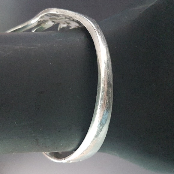 Vintage Silver Cuff Bracelet. - Picture 7 of 8